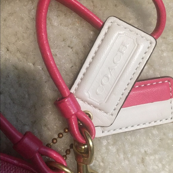 Coach leather wristlet - Picture 3 of 3